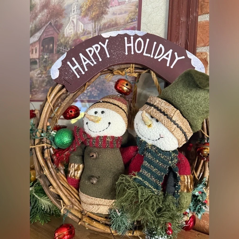 Handmade Vintage 1999 Festive Snowman Holiday Wreath - Green and Red